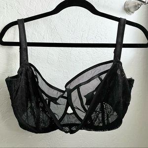 SOLD🌸Scantilly Peek-a-Boo Lace Bra 30HH